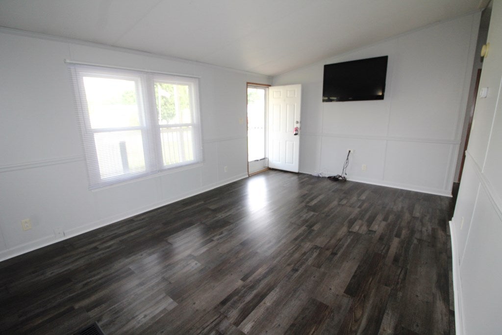 104 David Rdg Road Galax, VA 24333 - Photo 6 of 46 Gallery Image 6