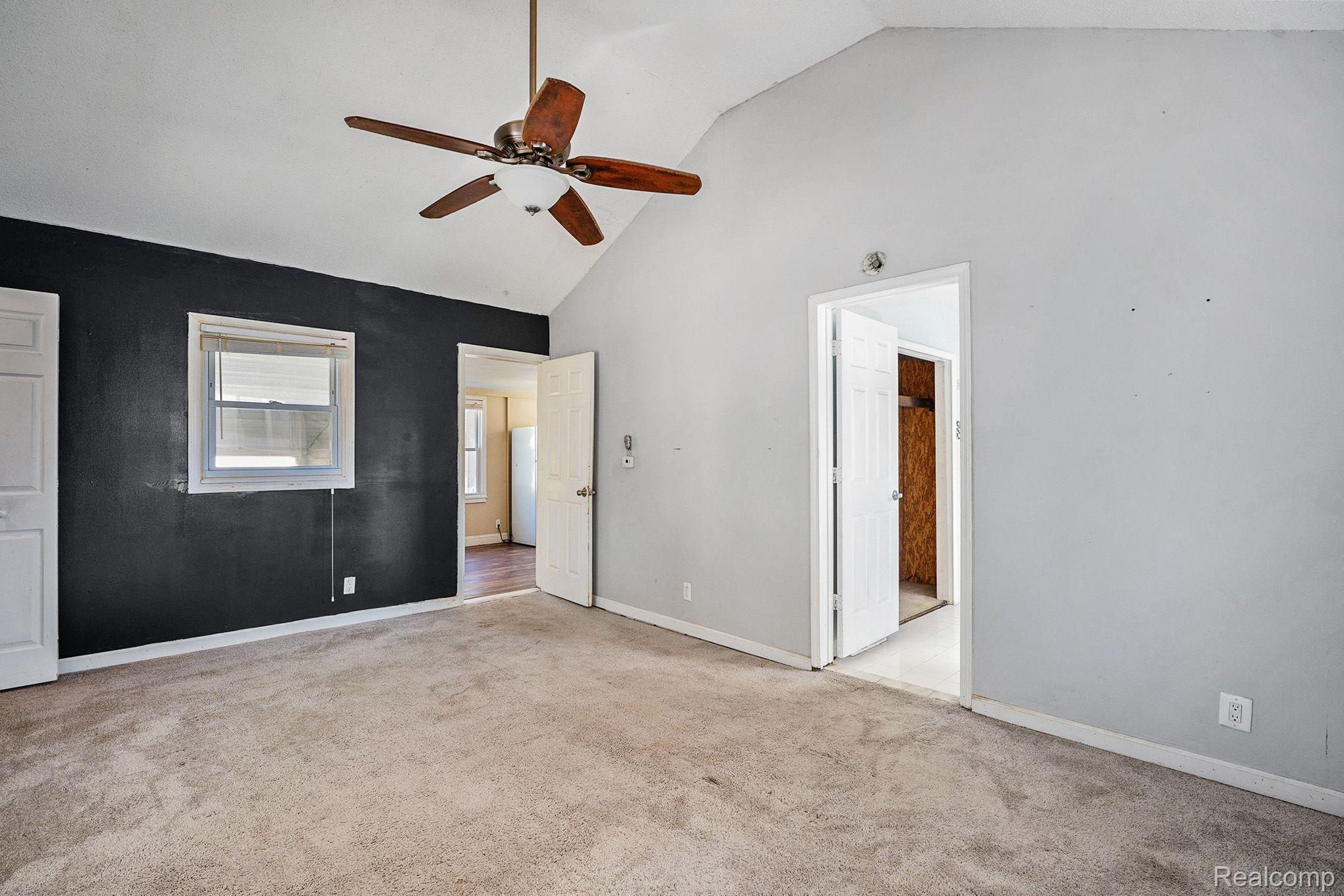3067 South Adams Road Rochester, MI 48309 - Photo 20 of 33
