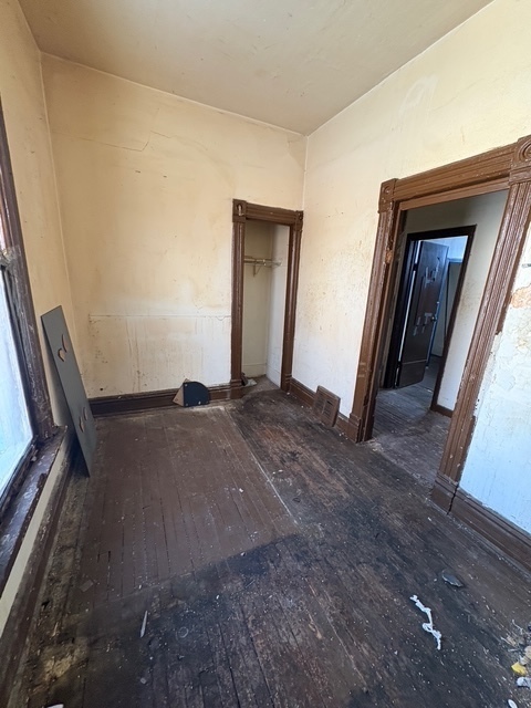 6408 South Rhodes Avenue Chicago, IL 60637 - Photo 11 of 19