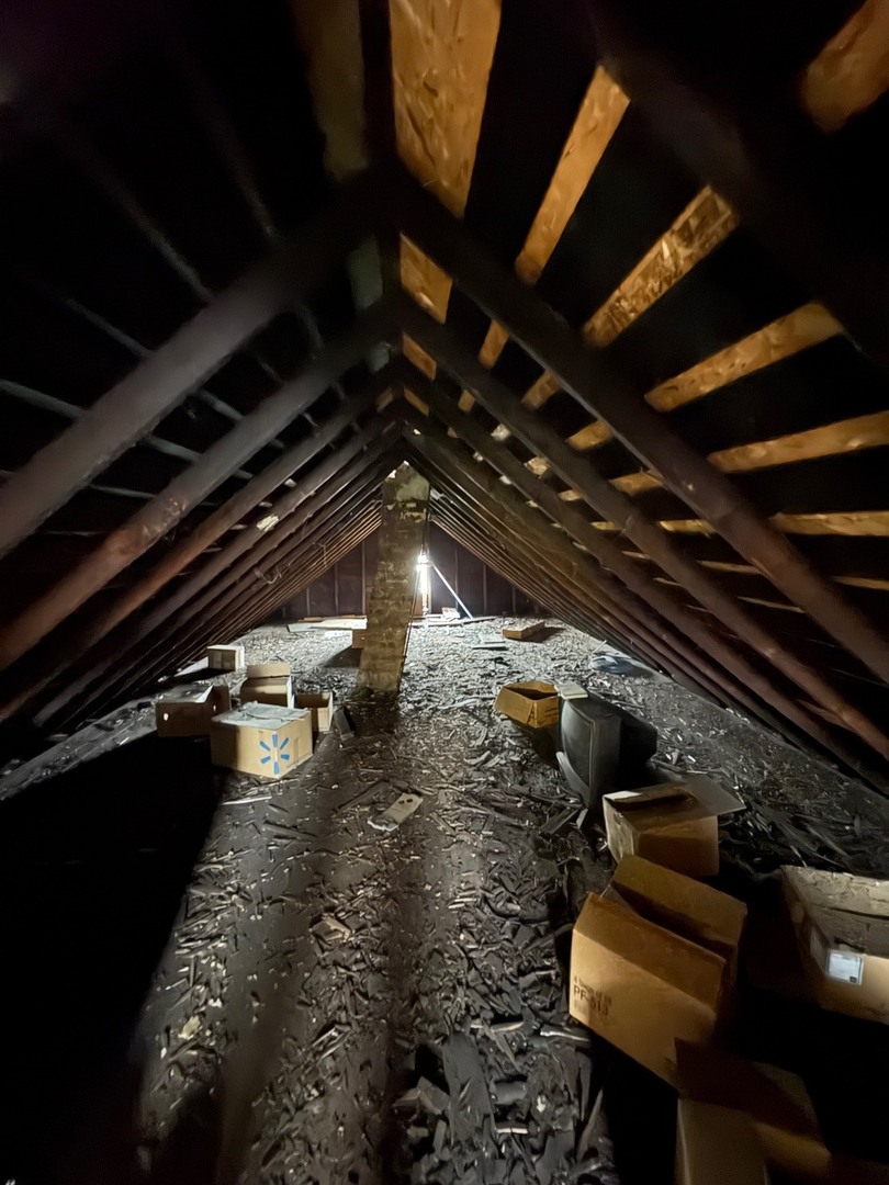 6408 South Rhodes Avenue Chicago, IL 60637 - Photo 16 of 19 a water heater room