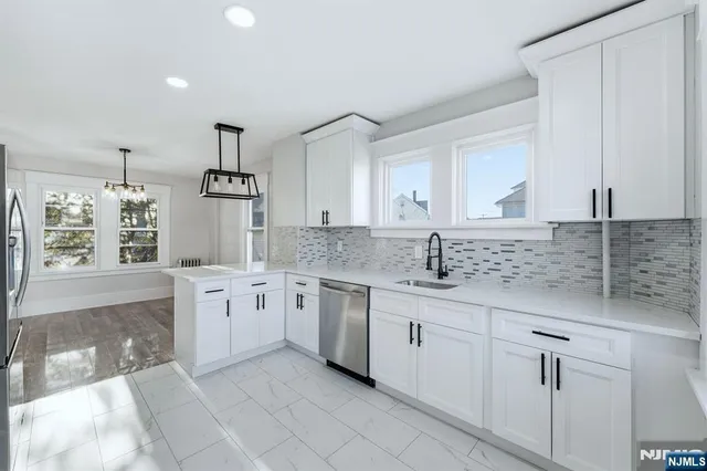 $499,900 | 4 West Cooper Street, Dover, NJ 07801