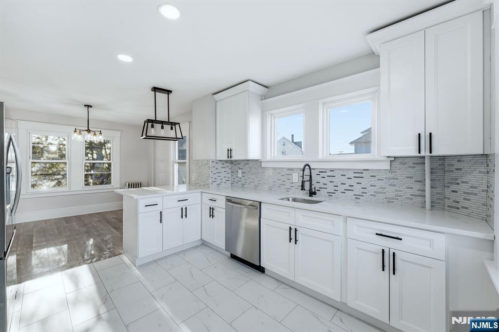 4 West Cooper Street Dover, NJ 07801 - Photo 11 of 31