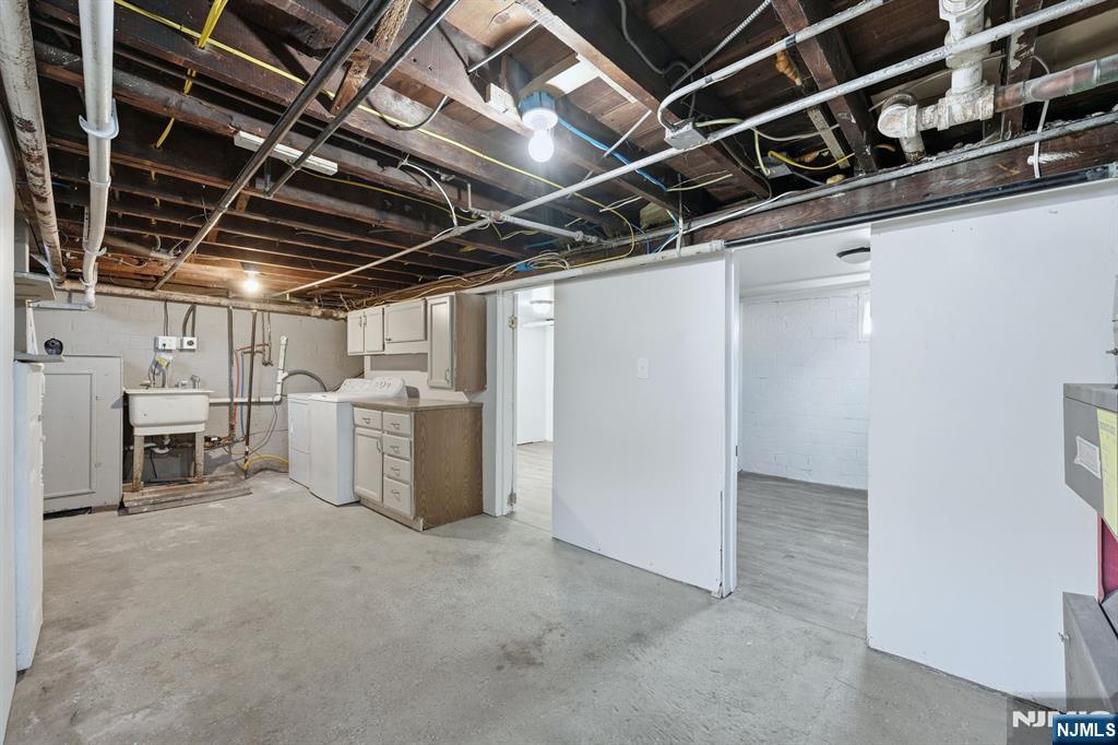 4 West Cooper Street Dover, NJ 07801 - Photo 23 of 31