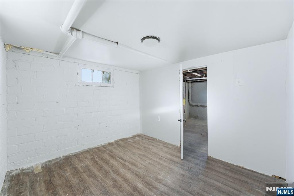 4 West Cooper Street Dover, NJ 07801 - Photo 30 of 31