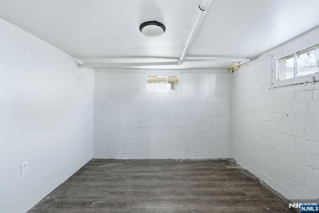 4 West Cooper Street Dover, NJ 07801 - Photo 31 of 31