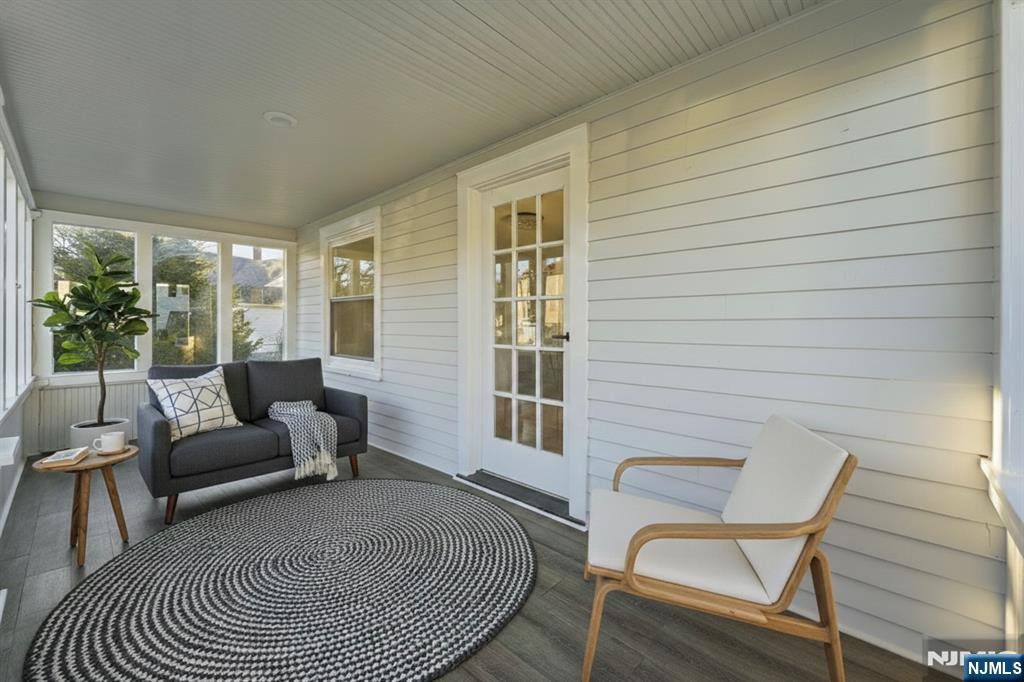 4 West Cooper Street Dover, NJ 07801 - Photo 6 of 31