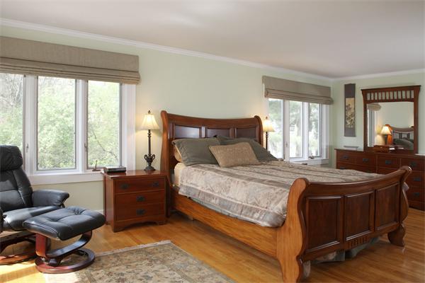 9 Wauwinet Road Newton, MA 02465 - Photo 6 of 8