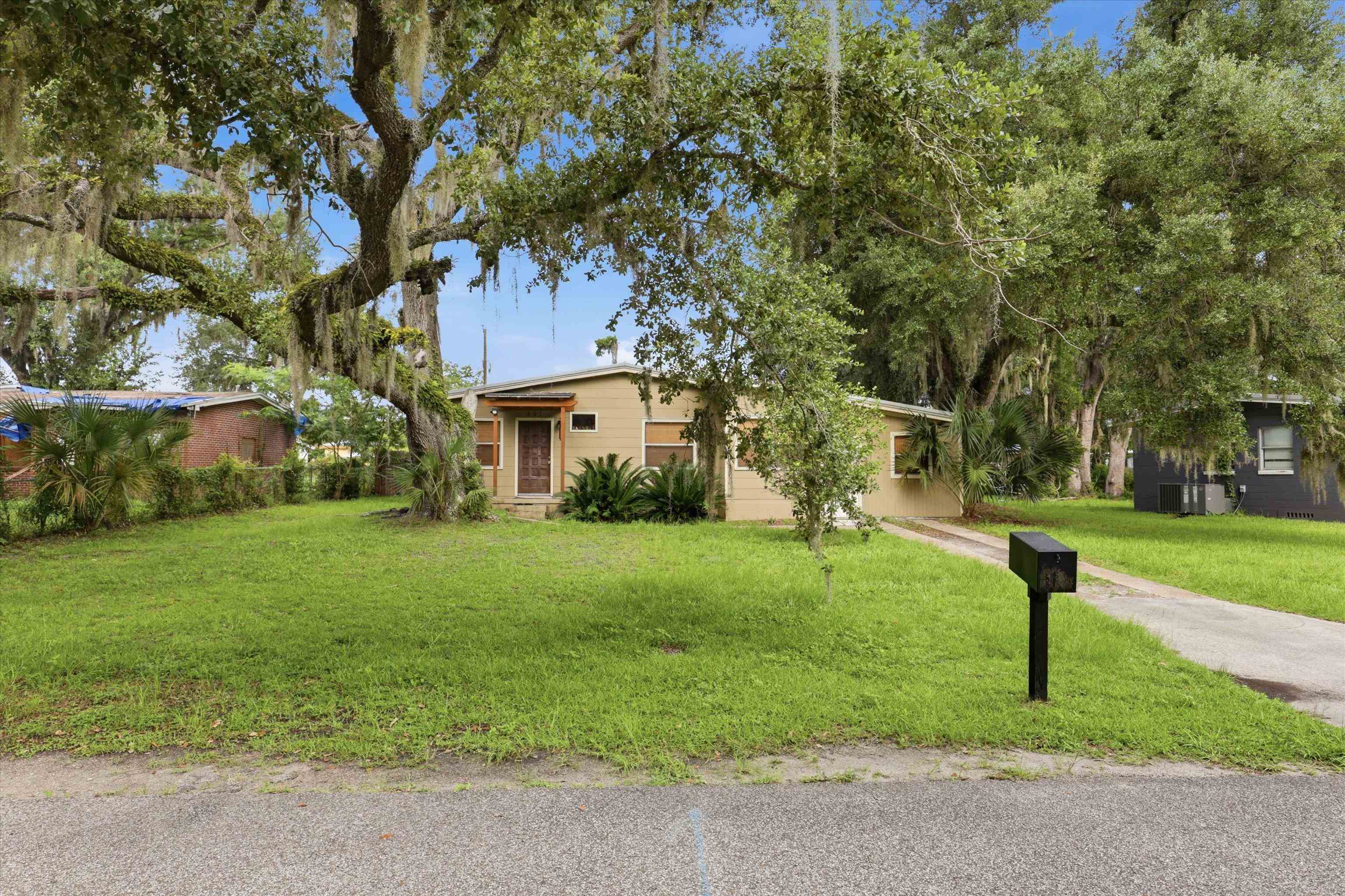205 Cypress Road Perry, FL 32348 - Photo 2 of 50