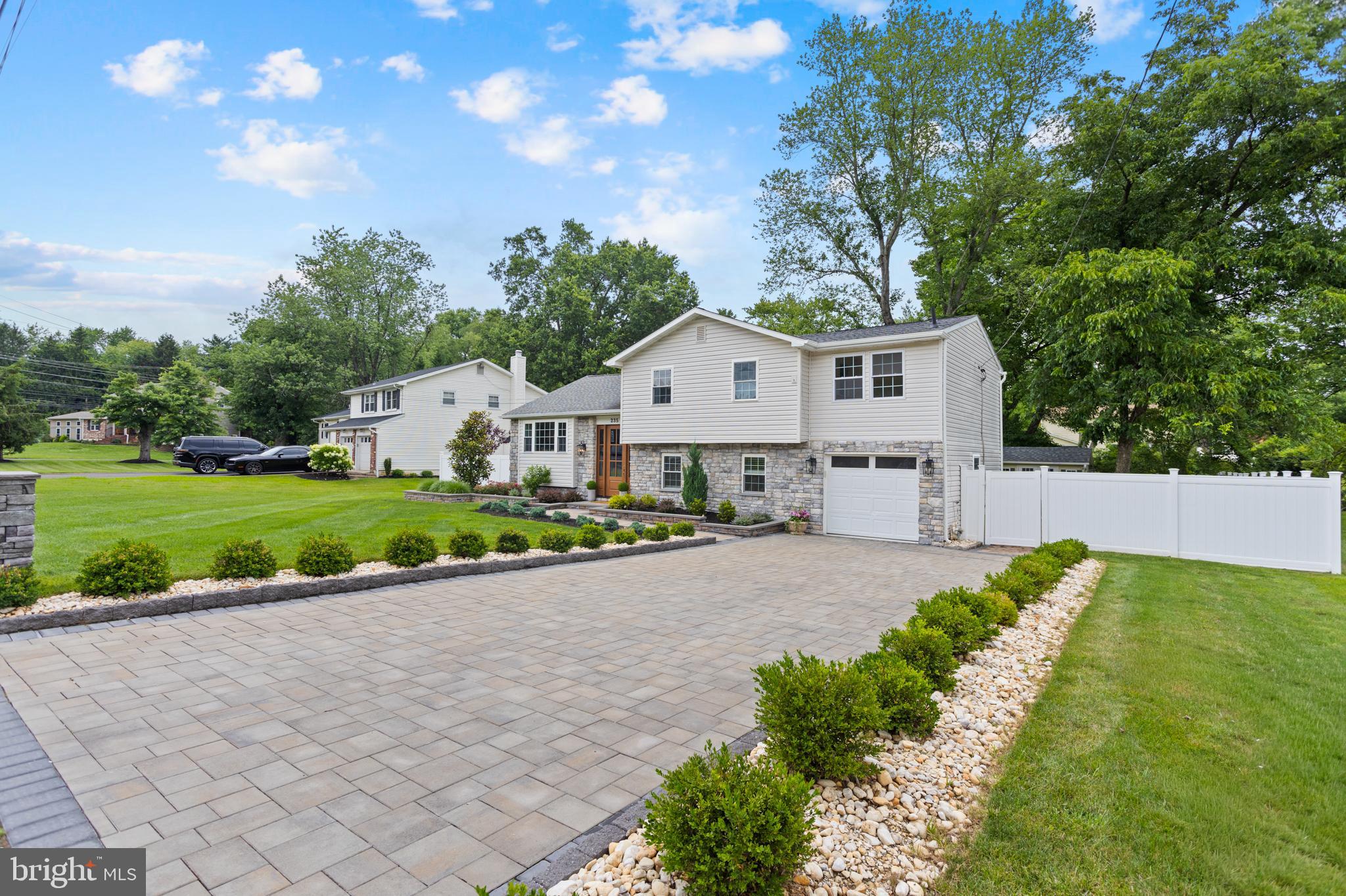 235 Valley Road Morrisville, PA 19067 - Photo 4 of 47