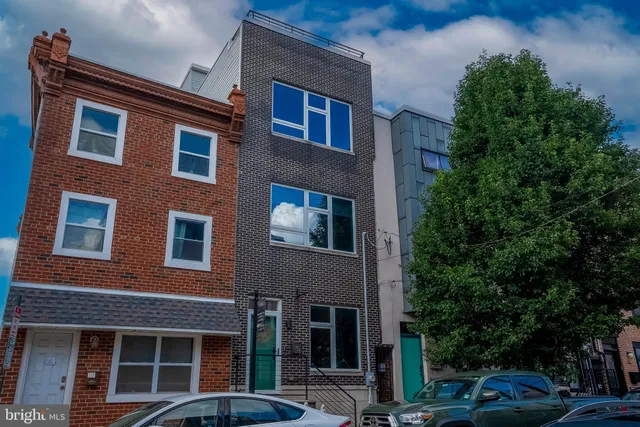 $3,400 | 719 East Thompson Street, Philadelphia, PA 19125