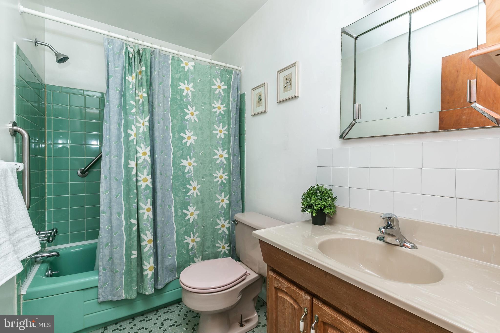 2314 Cider Mill Road Baltimore, MD 21234 - Photo 17 of 32 Full Bath