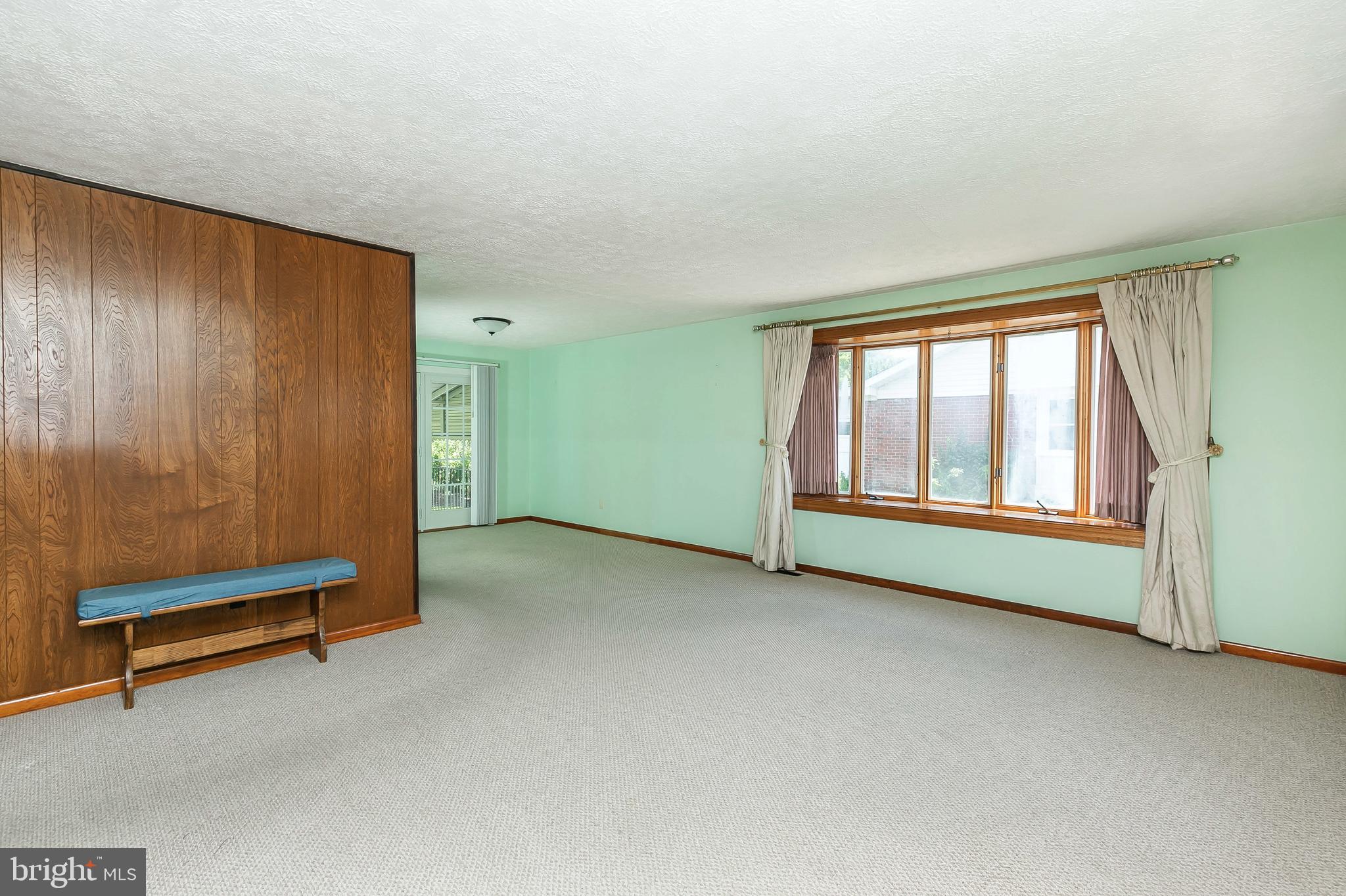 2314 Cider Mill Road Baltimore, MD 21234 - Photo 4 of 32 Great Living Space