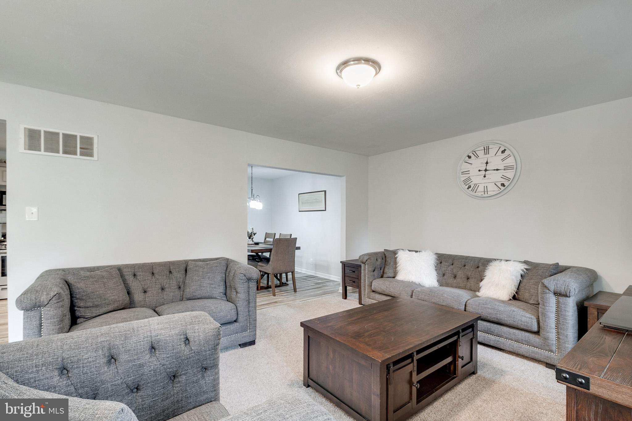 236 Williamstown Road Berlin, NJ 08009 - Photo 4 of 30 Gallery Image 4