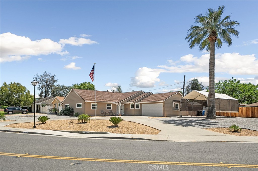 3540 Nelson Street Riverside, CA 92506 - Photo 2 of 53