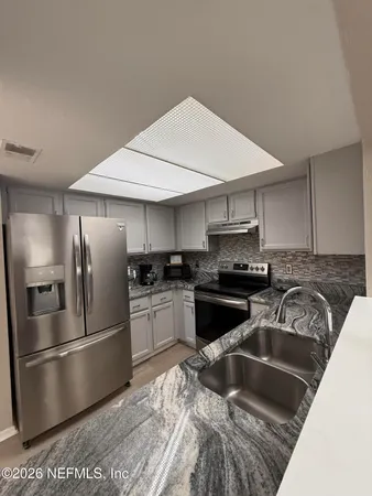 $2,200 | 2360 Bitternut Way, Jacksonville, FL 32246