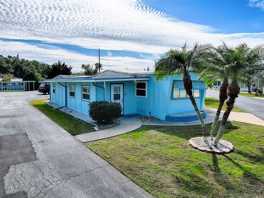 211 Rue De Paresse Tavares, FL 32778 - Photo 15 of 21