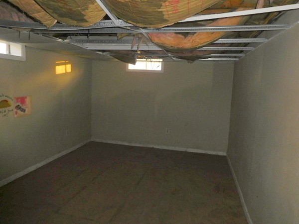 136 Pontoosic Road Westfield, MA 01085 - Photo 22 of 29 Gallery Image 22