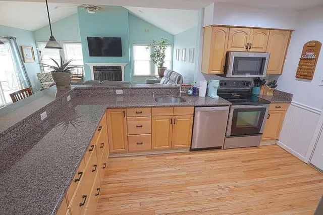 $725,000 | 735 Cottonwood Drive, Severna Park, MD 21146