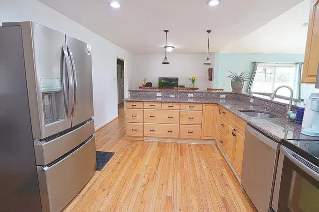 $725,000 | 735 Cottonwood Drive, Severna Park, MD 21146