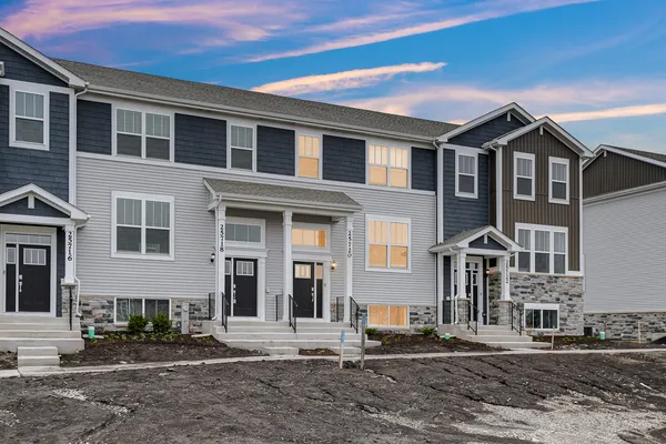 $2,900 | 25720 West Yorkshire Drive, Plainfield, IL 60544