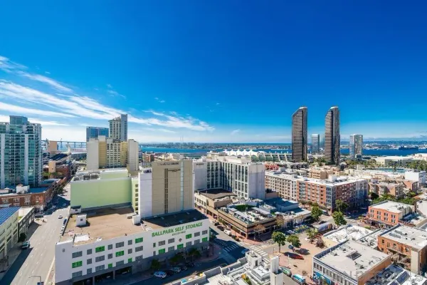 a picture of city view