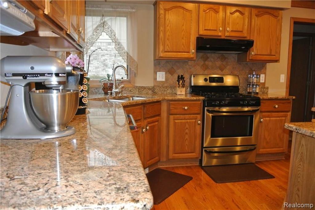47105 Liberty Bell Road North Macomb, MI 48044 - Photo 16 of 36