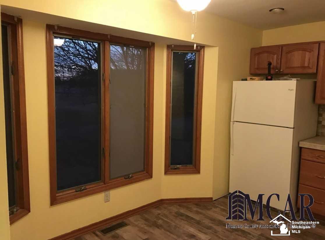 3200 Reinhardt Road Monroe, MI 48162 - Photo 20 of 39 21483440-19.JPG