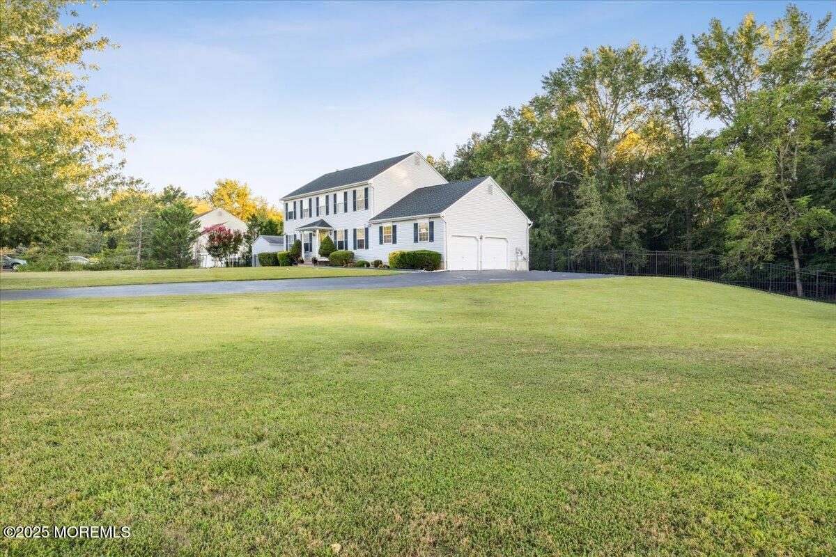 353 Fieldcrest Drive New Egypt, NJ 08533 - Photo 37 of 41 47-353 Fieldcrest-45