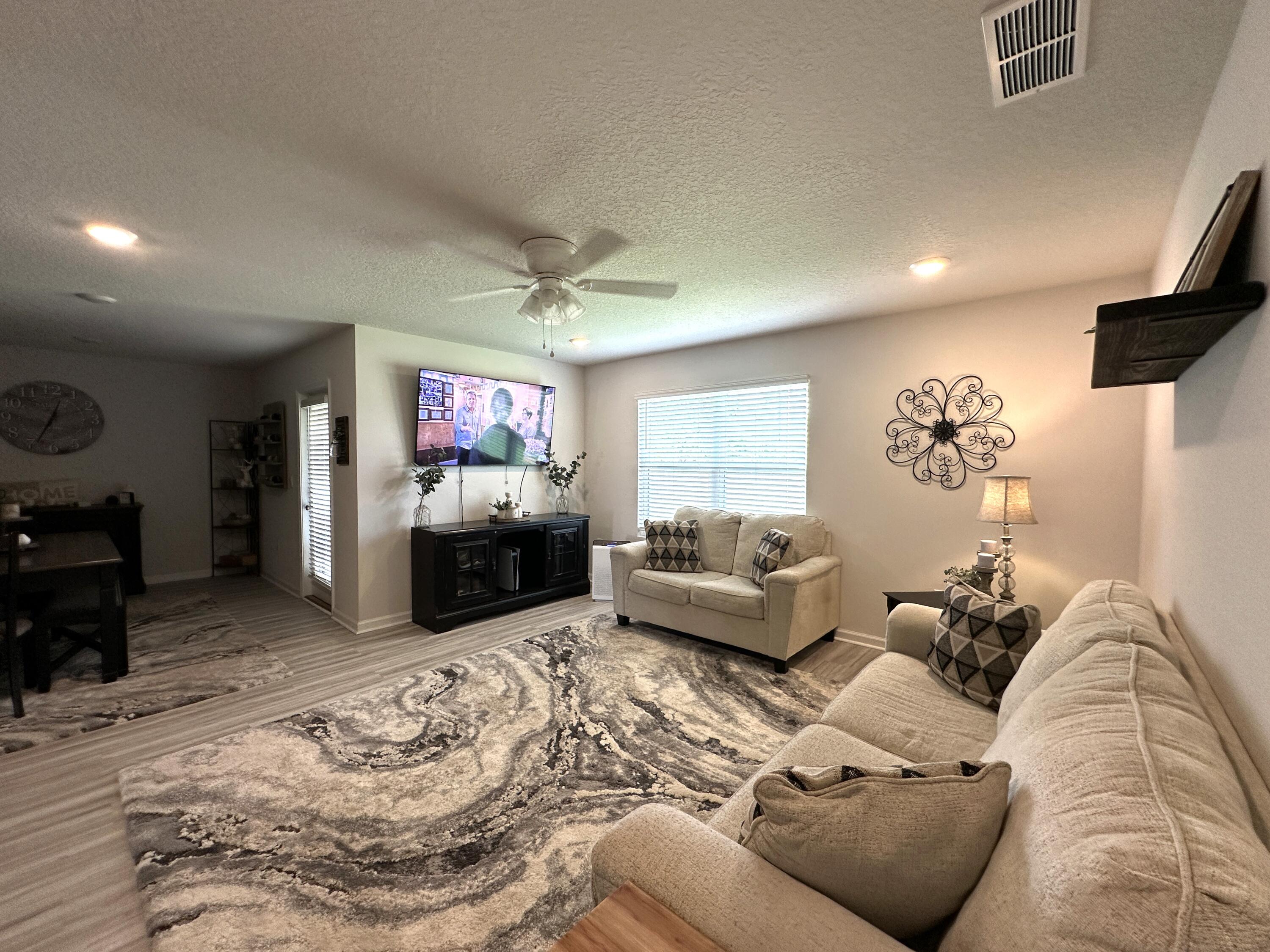 828 Otto Loop Crestview, FL 32539 - Photo 5 of 30 IMG_4856