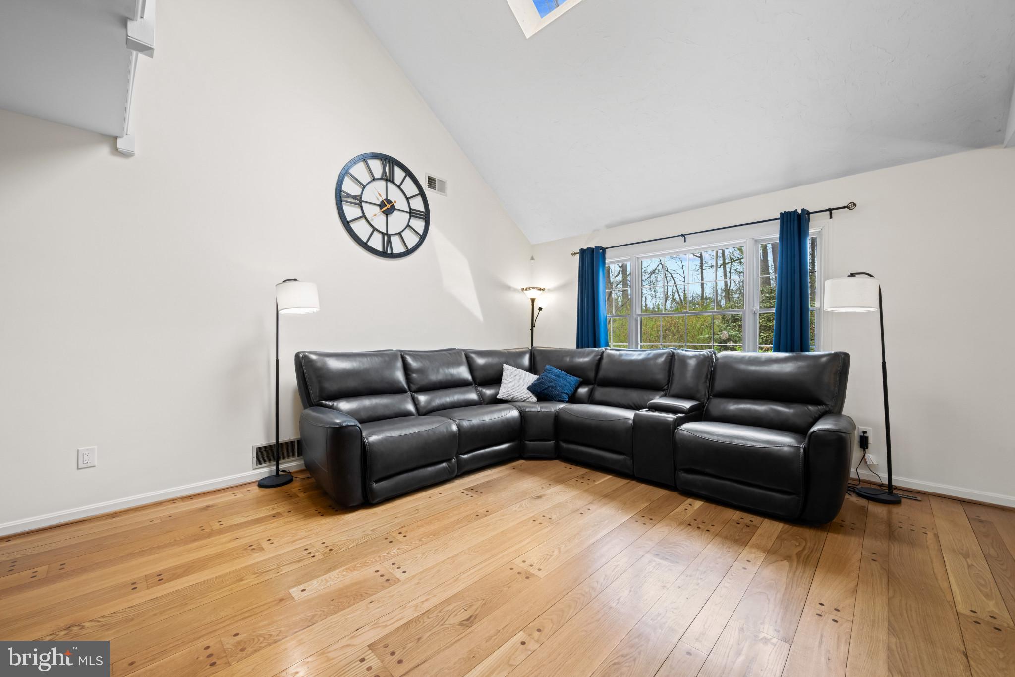 1536 Brehm Road Westminster, MD 21157 - Photo 6 of 41