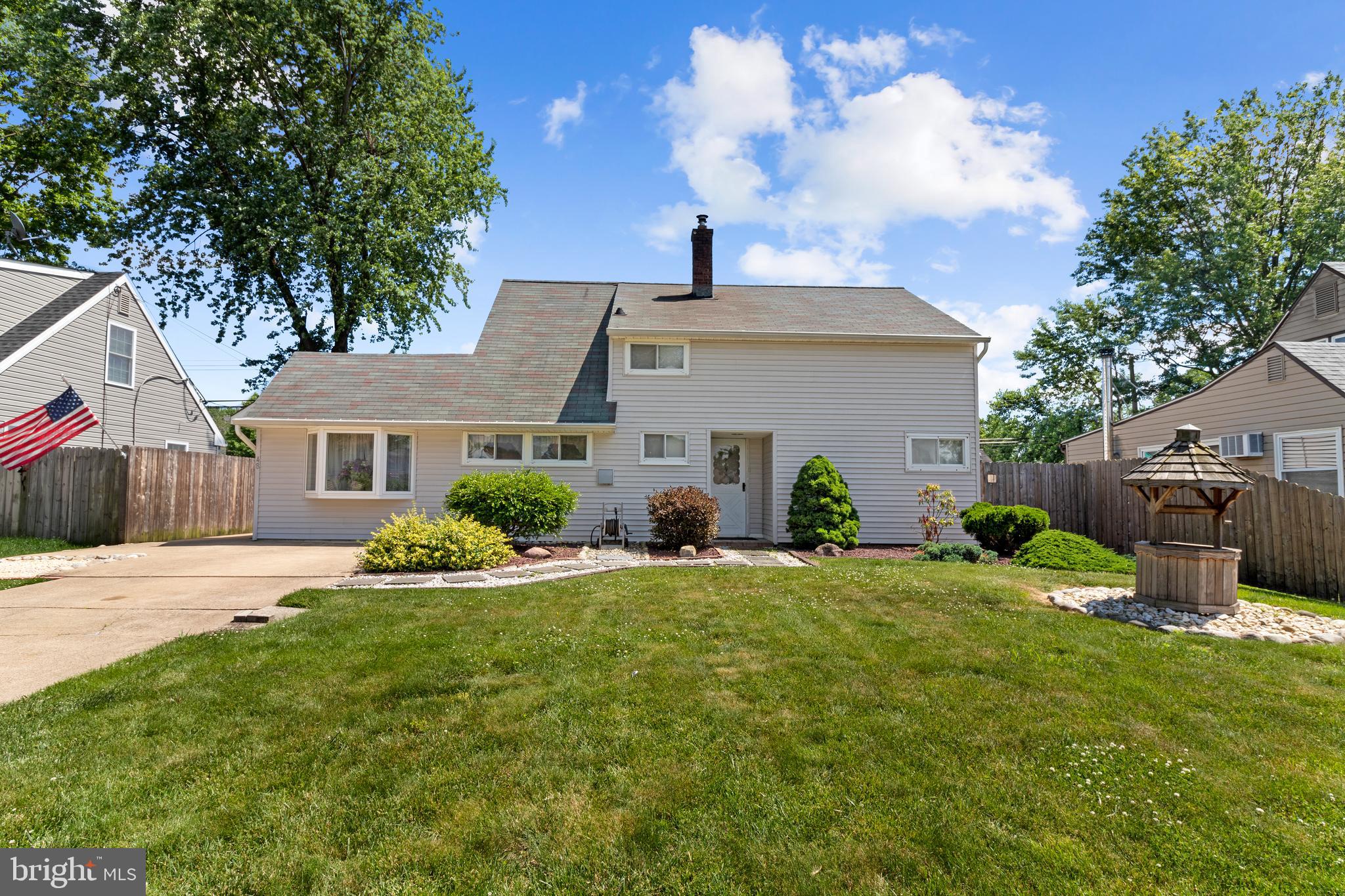 48 Inbrook Road Levittown, PA 19057 - Photo 1 of 21 Gallery Image 1