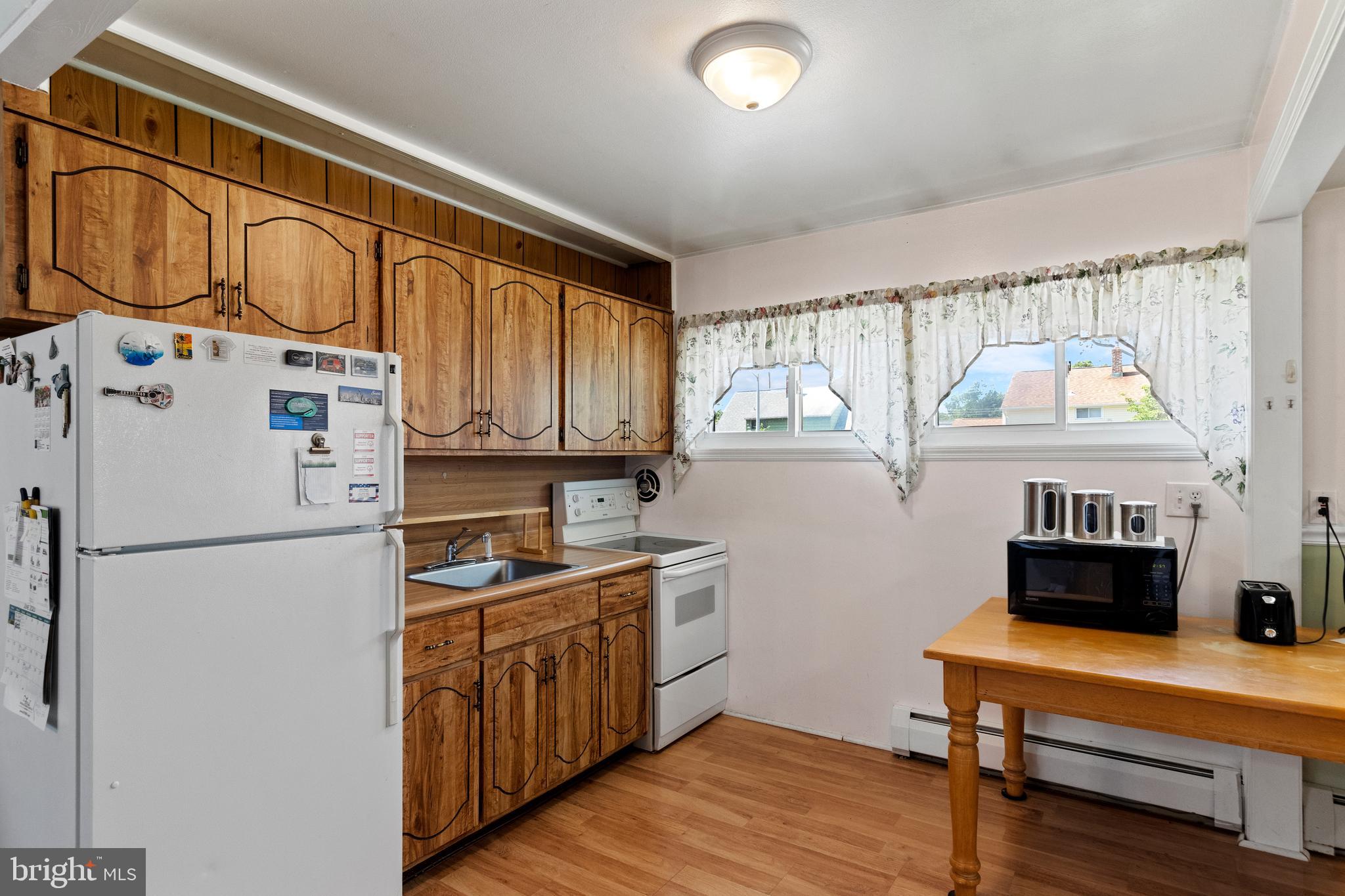48 Inbrook Road Levittown, PA 19057 - Photo 7 of 21 Gallery Image 7