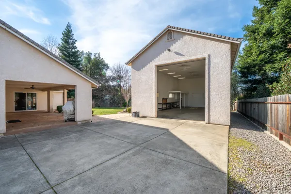 $799,900 | 4624 Columbine Drive, Redding, CA 96002