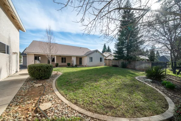 $799,900 | 4624 Columbine Drive, Redding, CA 96002