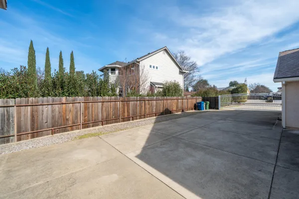 $799,900 | 4624 Columbine Drive, Redding, CA 96002