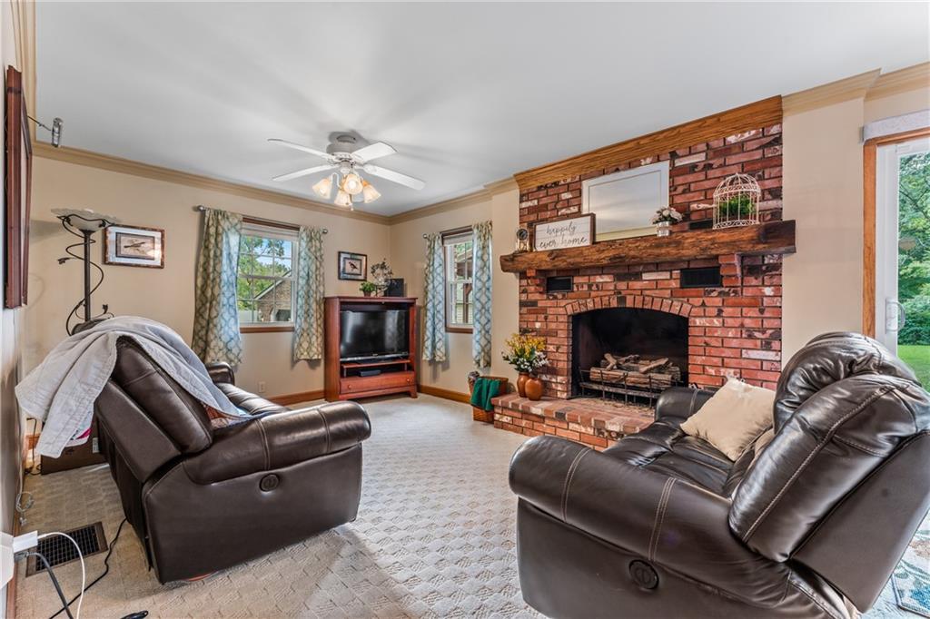 220 Hoover Road New Castle, PA 16101 - Photo 3 of 9 Gallery Image 3