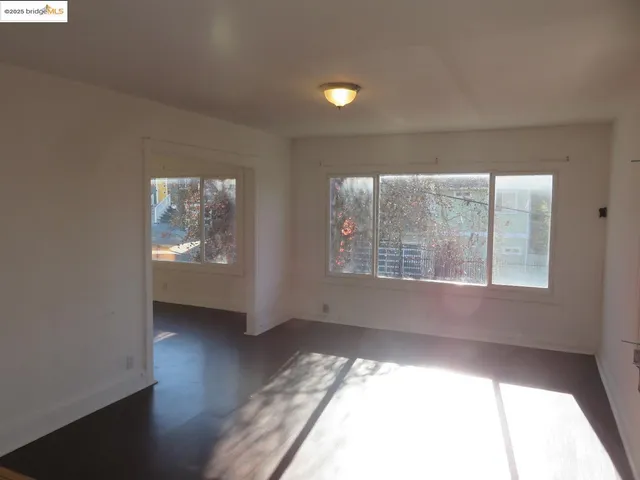 $425,000 | 4510 San Carlos Avenue, Oakland, CA 94601