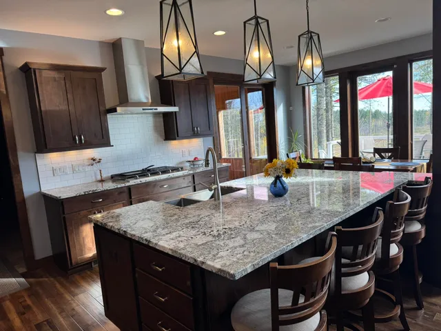 $899,000 | 1774 Highway 2 Two Harbors, Two Harbors, MN 55616