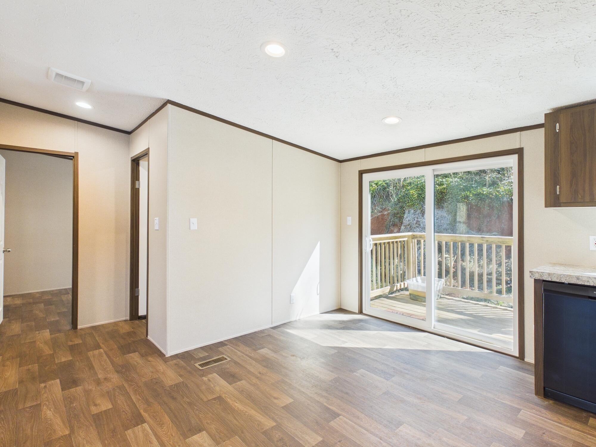 736 Mahoney Road Oliver Springs, TN 37840 - Photo 17 of 53