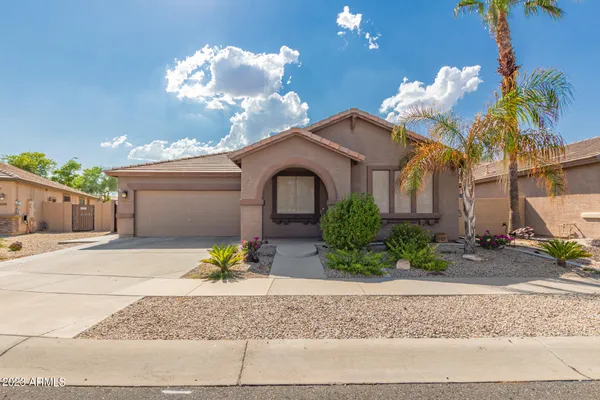 $2,495 | 11826 North 146th Avenue, Surprise, AZ 85379