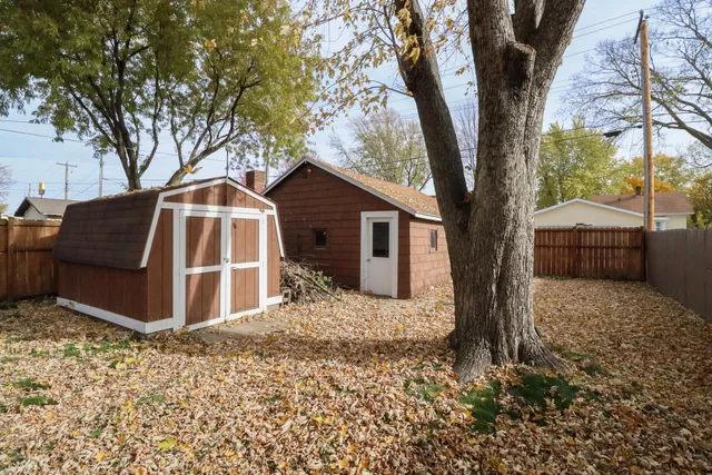 $179,000 | 2326 Kane Street, La Crosse, WI 54603