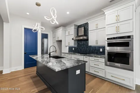 $825,000 | 613 Riverwood Drive Southeast, Bolivia, NC 28422