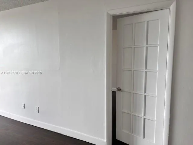 $1,500 | 498 Northwest 165th Street, Unit D503, Miami, FL 33169