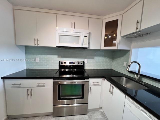 498 Northwest 165th Street, Unit D503 Miami, FL 33169 - Photo 27 of 29