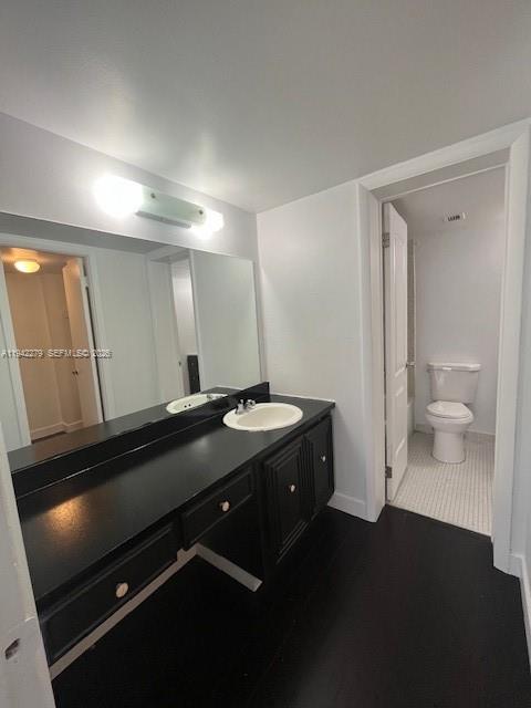 498 Northwest 165th Street, Unit D503 Miami, FL 33169 - Photo 4 of 29