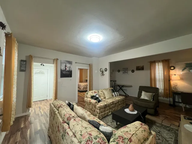 $195,900 | 212 West Center Street, Milwaukee, WI 53212