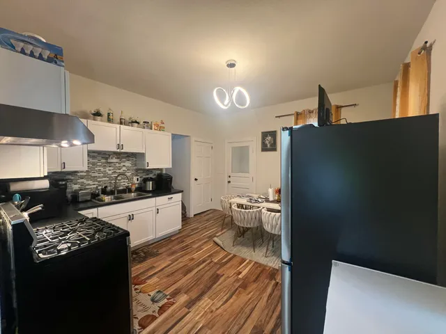 $195,900 | 212 West Center Street, Milwaukee, WI 53212