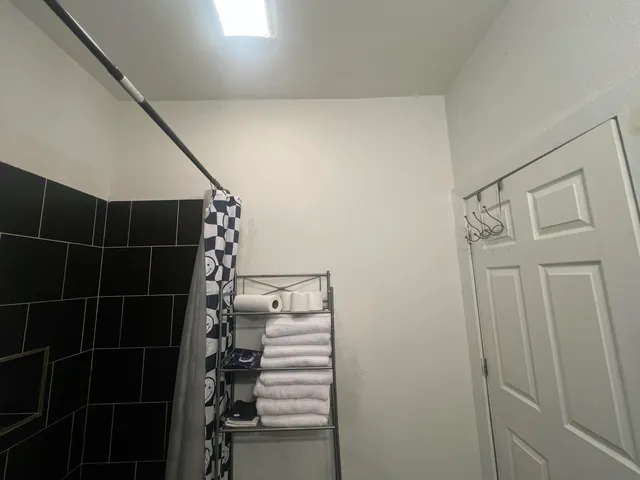 $195,900 | 212 West Center Street, Milwaukee, WI 53212