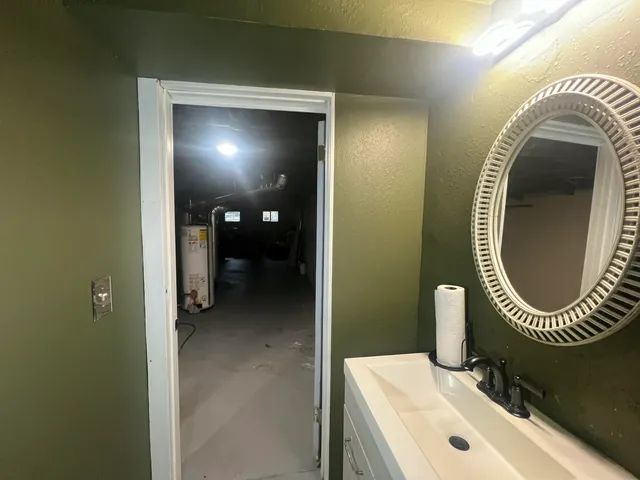 $195,900 | 212 West Center Street, Milwaukee, WI 53212