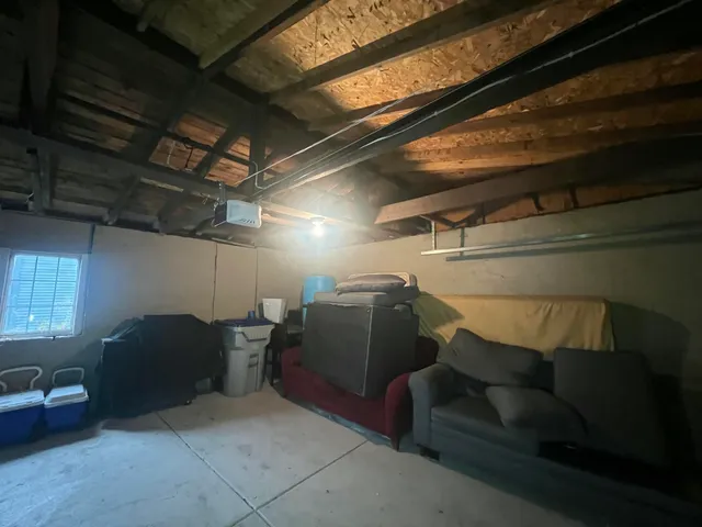 $195,900 | 212 West Center Street, Milwaukee, WI 53212